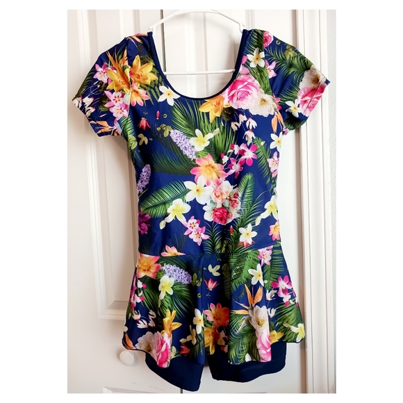 Modest Women's One Piece Swimdress - Picture 1 of 7